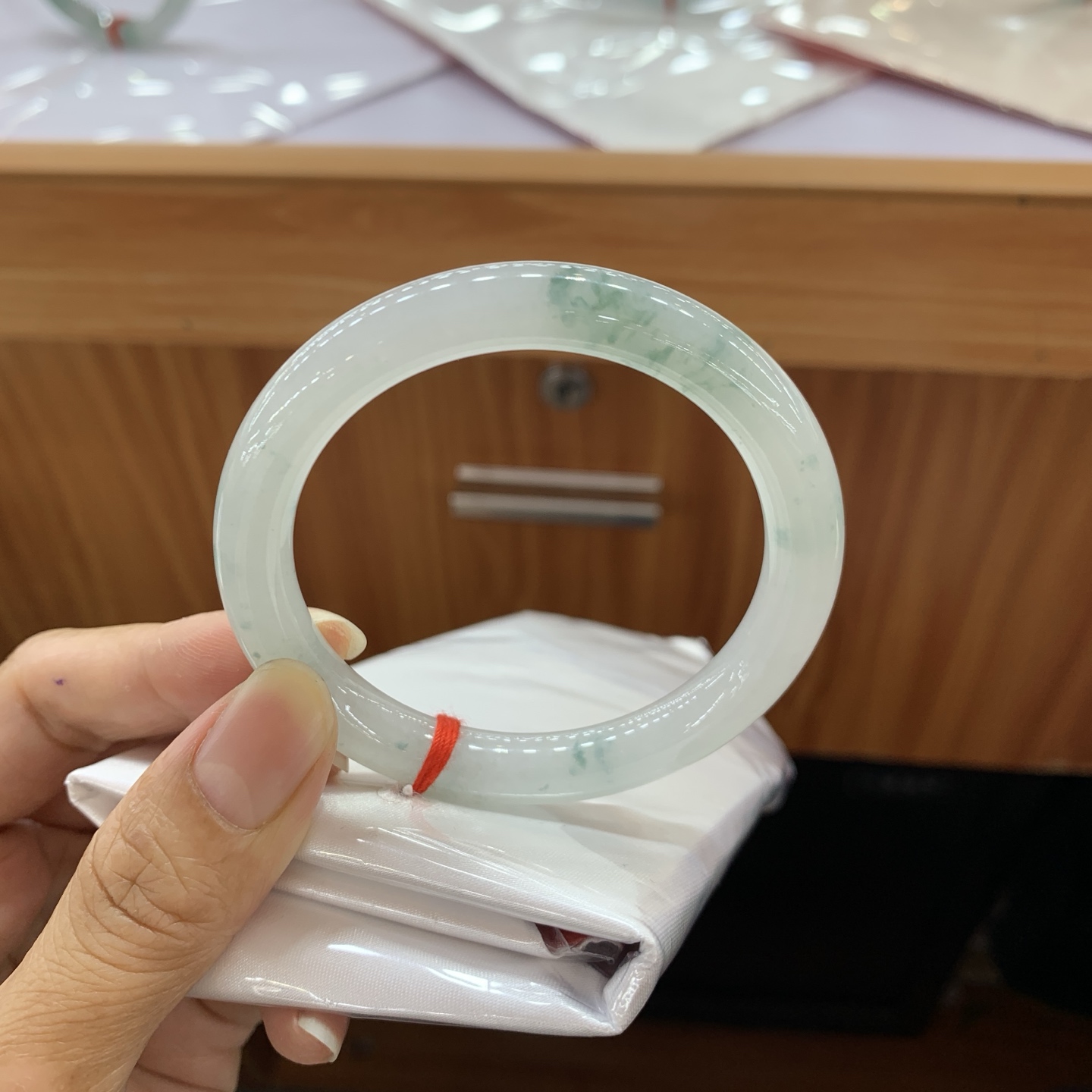 051008GXXY 飘花圆条翡翠手镯 53.5-8.8-8.5