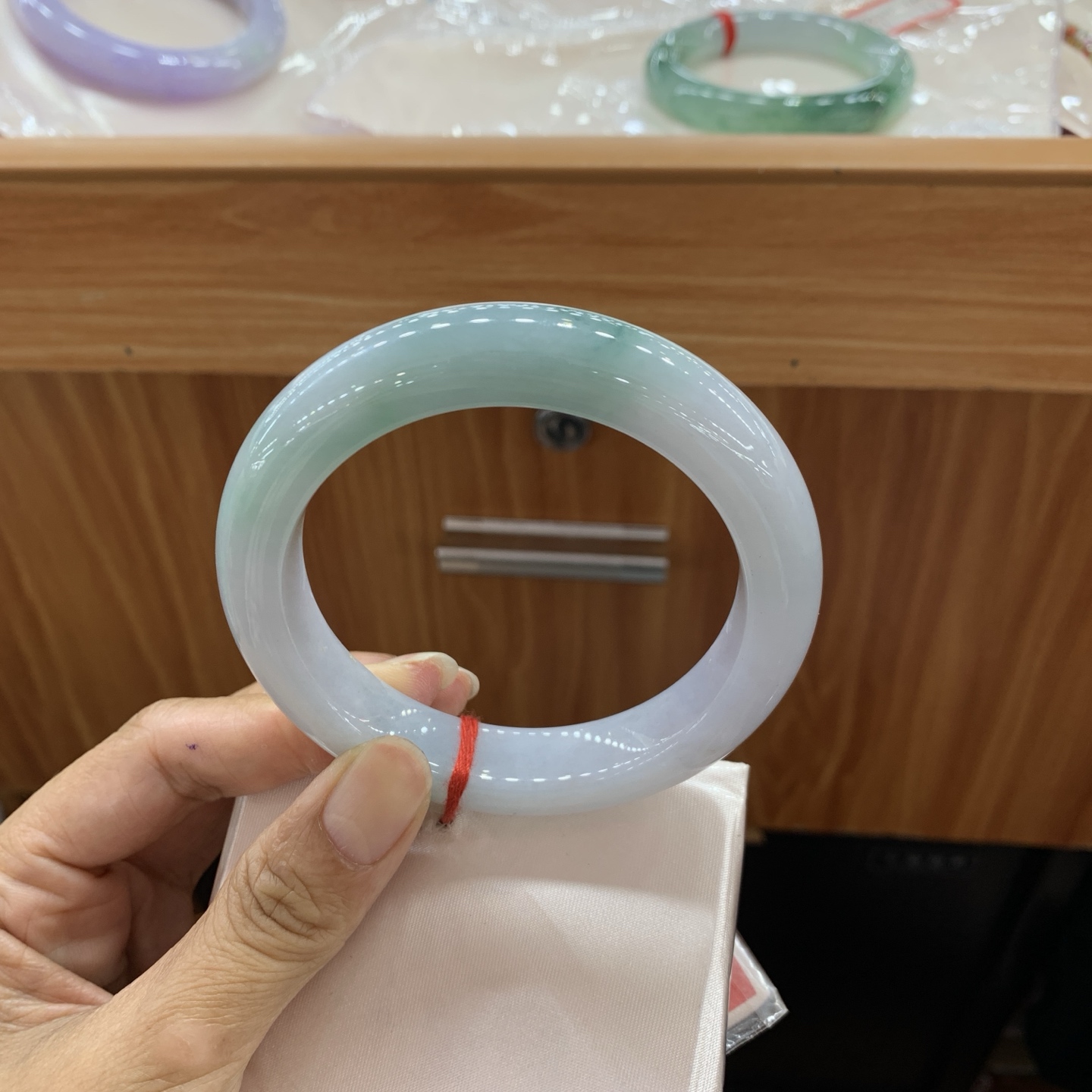 050818CK 飘花大圈口正圈翡翠手镯 60.8-13.3-10.5