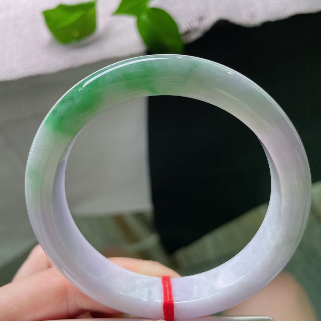 59.6/12.5/8.7春彩正圈，水润，青翠欲滴，一抹翠色入梦来，半抹温润醉春风，无裂，ss510