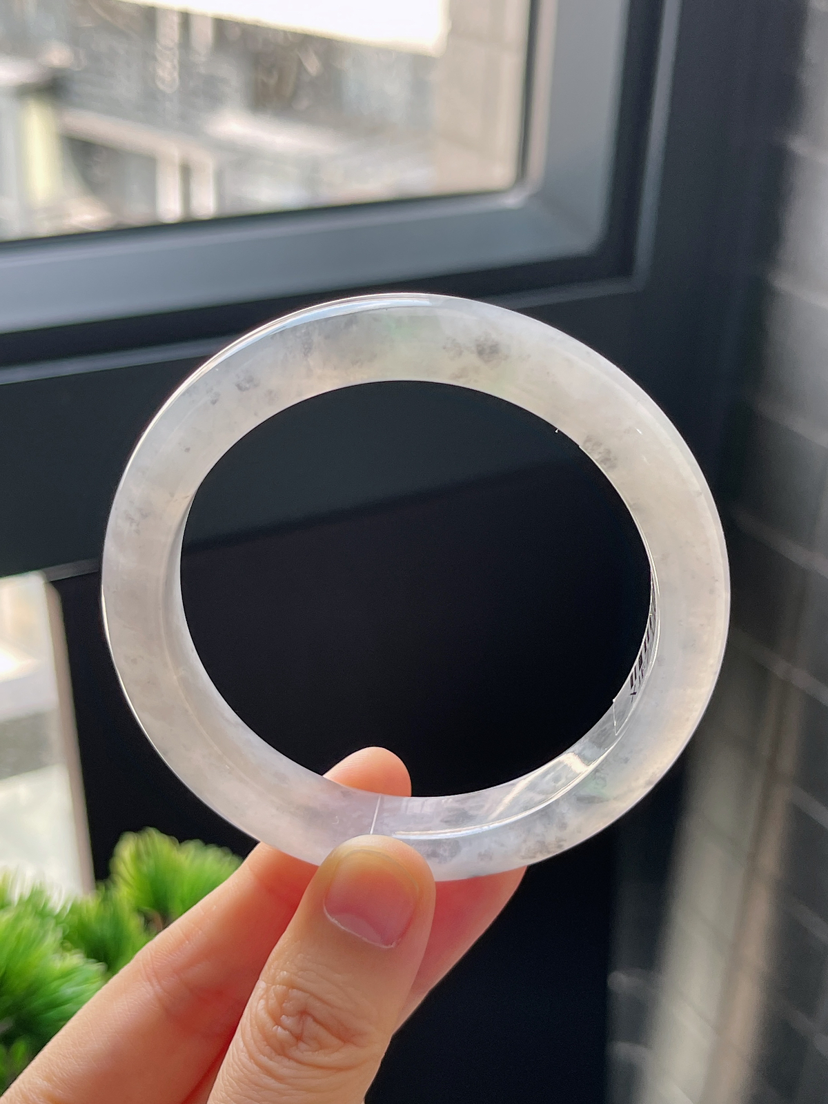正圈58圈口，翡翠冰糯种乌鸡手镯
