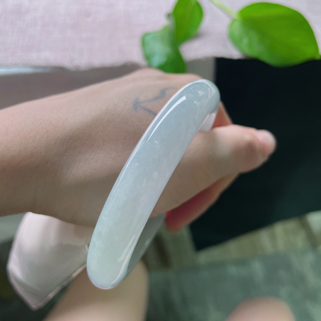 57/11.5/9.1，水润正圈，浅紫，细腻，正圈，贵气，耐看，清新淡雅，无裂，ss50087a