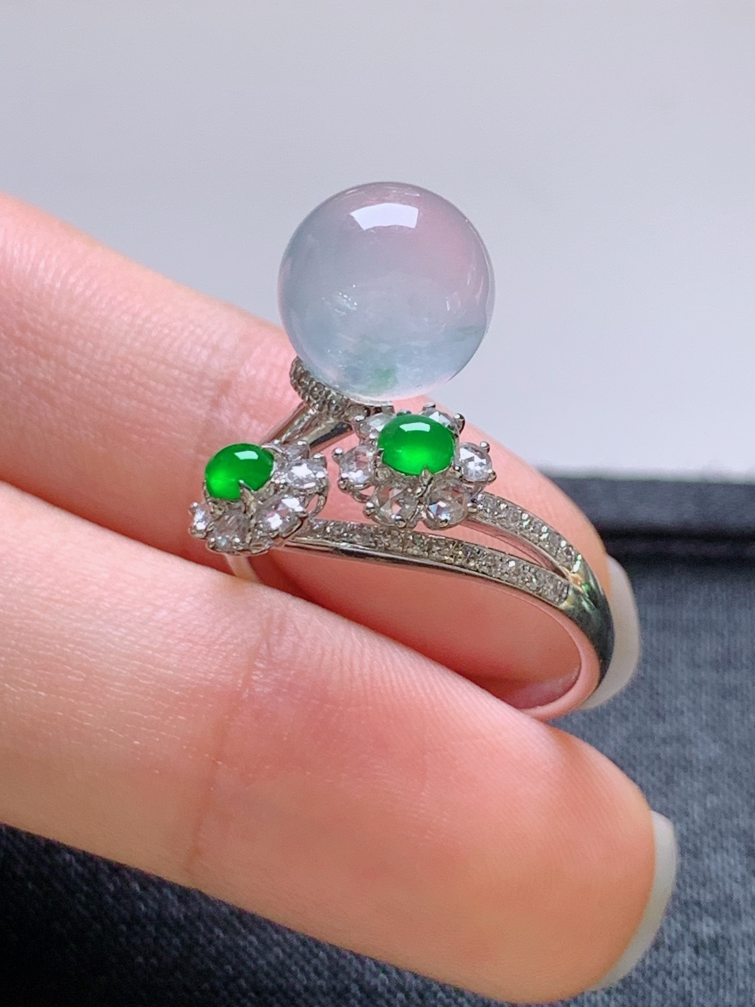 ️ 冰种珠珠戒指，冰底清透配阳绿点缀,卡9.9 圈口15