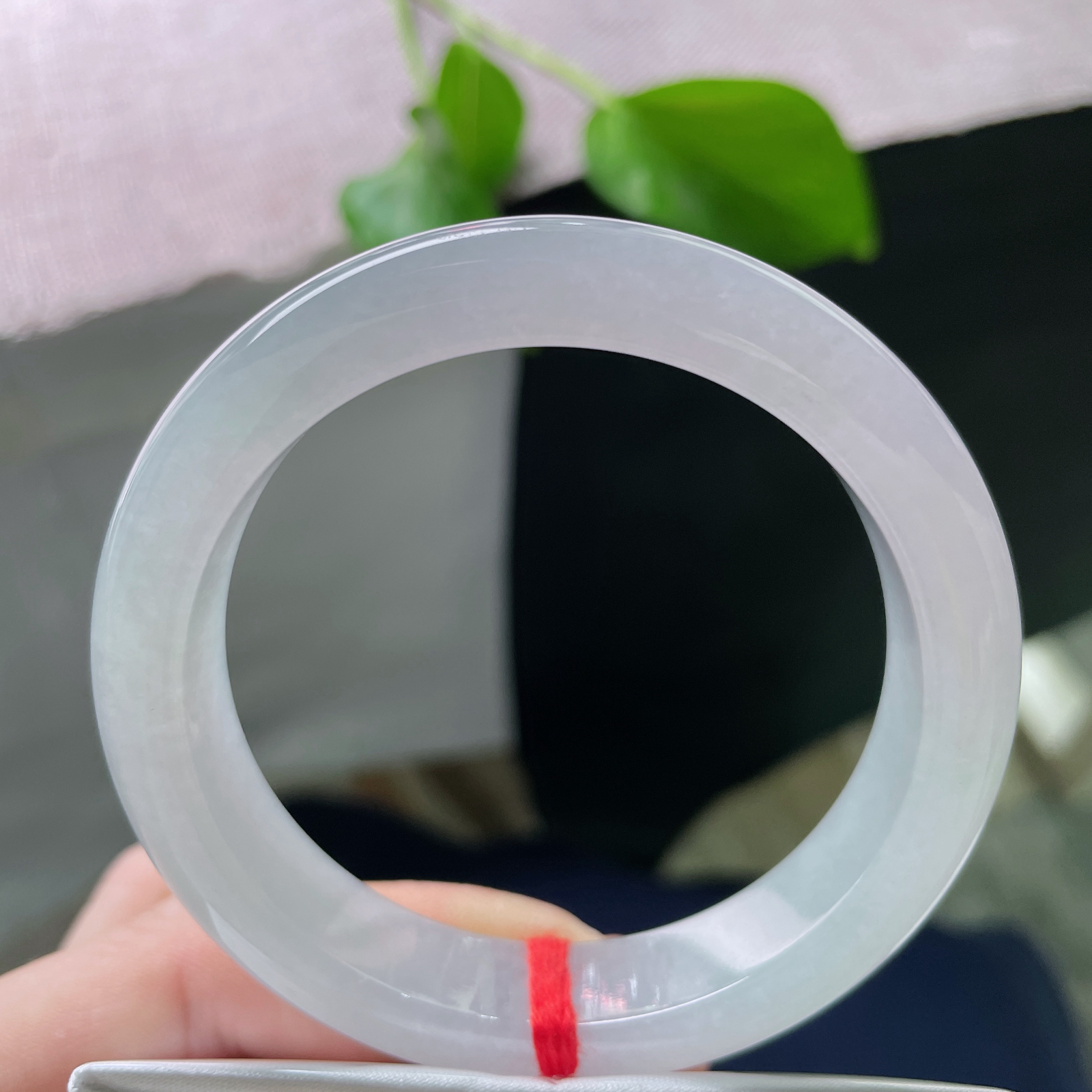 54.5/12.3/8.6淡紫正圈，冰润细腻，种水十足，温柔入骨，东方独有韵味，ss49479a..