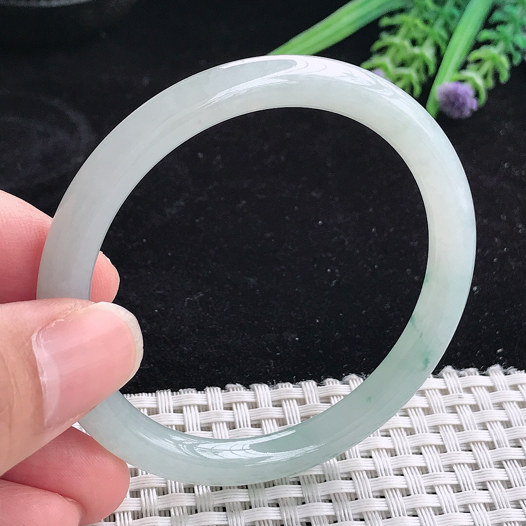 实拍a货翡翠53/6.8/7.2叮当镯老坑冰润飘花圆条手镯玉手镯