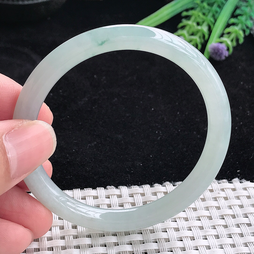 实拍a货翡翠53/6.8/7.2叮当镯老坑冰润飘花圆条手镯玉手镯