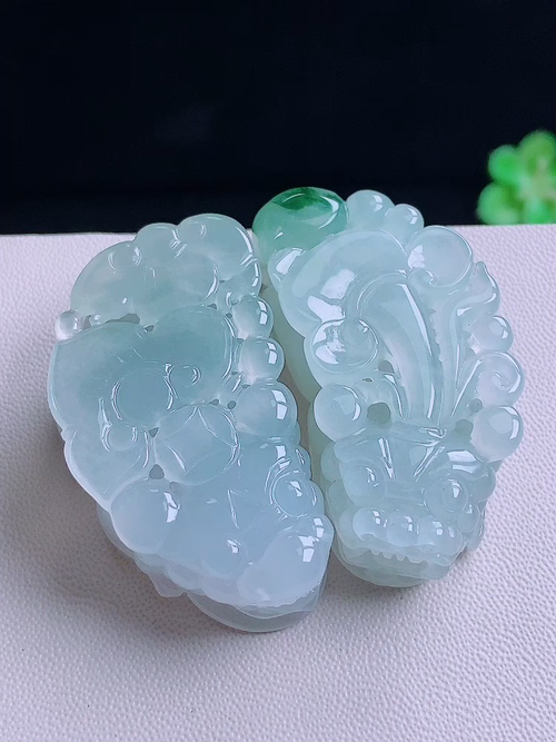 一对，貔貅，无裂，尺寸39.8/22.7/14编号fn10