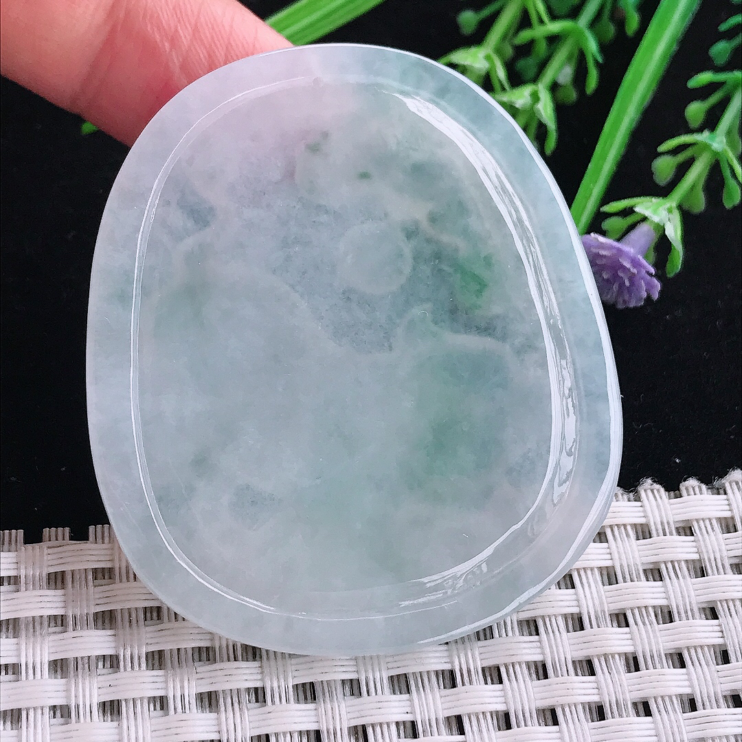 实拍a货翡翠54.8/47.8/5.5老坑冰透起胶生肖猪招财猪吊坠天然翡翠玉坠