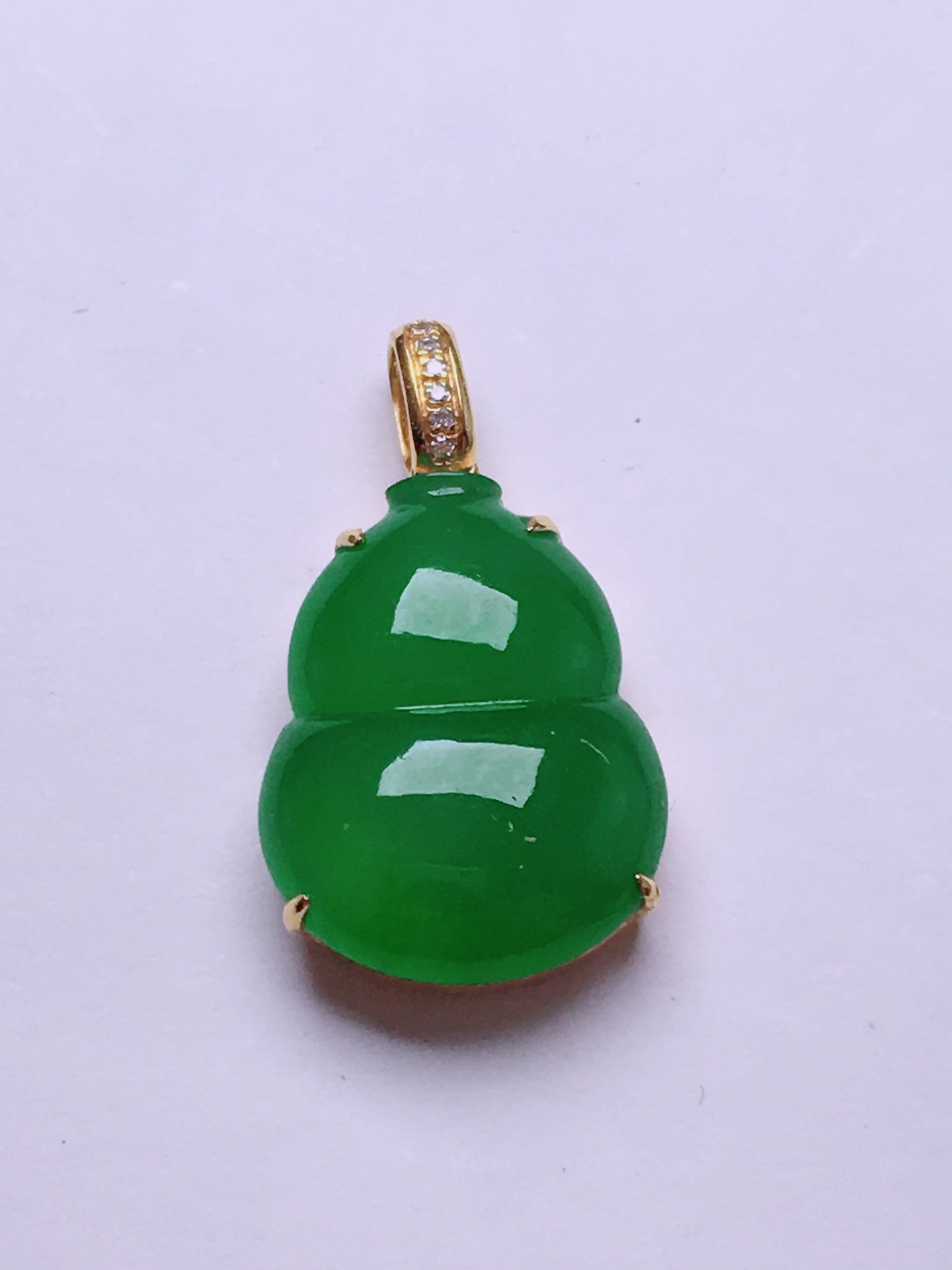 ️绿葫芦吊坠，晶莹剔透，新颖时尚，无裂，20.6