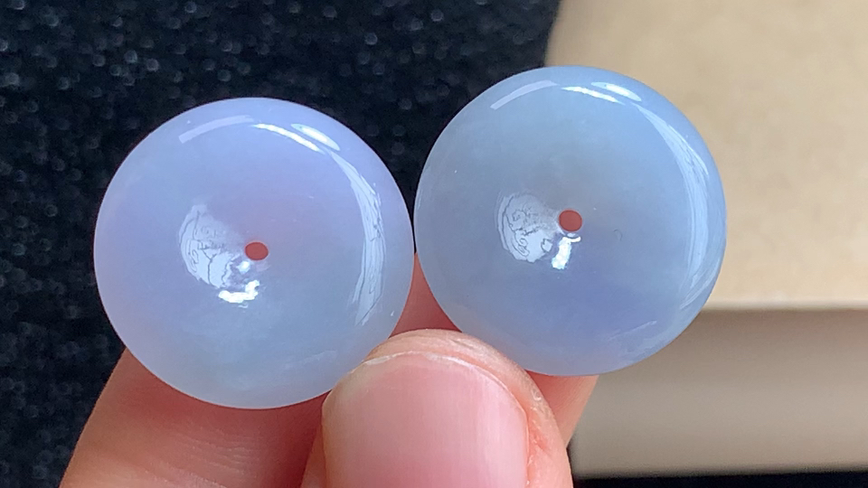 ️ 平安扣，无裂，尺寸20.3-5.7mm，包A附证书