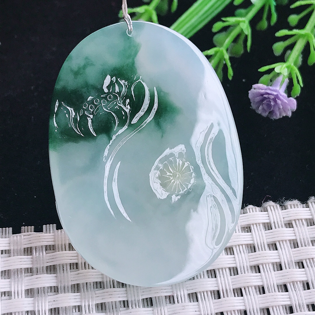 实拍A货翡翠48.5/35.2/5.7老坑冰胶水灵冰飘花普贤菩萨吊坠翡翠玉挂件
