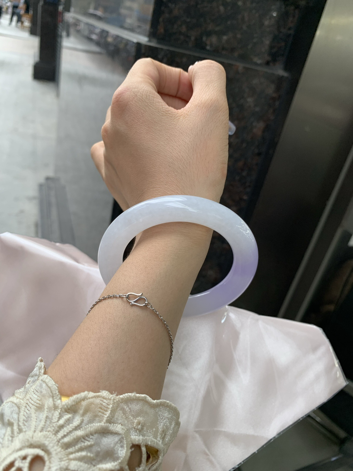 紫罗兰圆条，一节圈紫罗兰吸睛抢眼，浪漫迷人，仙气飘飘，优雅高贵显气质，满满紫罗兰底色均匀不失色..