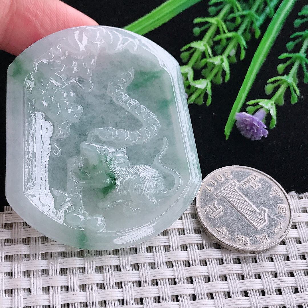 实拍a货翡翠54/47/5.8老坑冰润冰飘花招财鼠吊坠天然翡翠玉坠生肖鼠