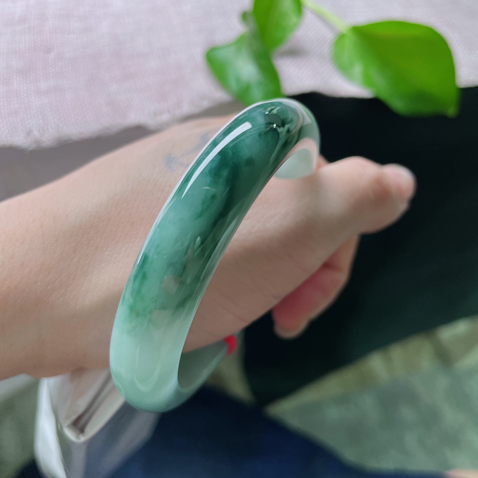 55.8/12.2/8.3飘花正圈，水润细腻，半山水，青山绿水，意境感，ss52421a..