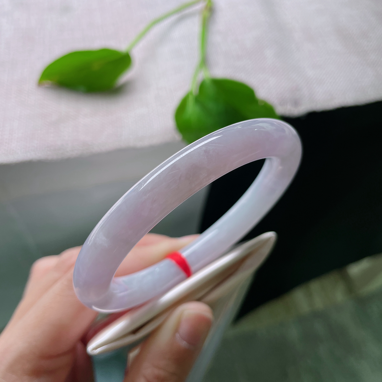 58.2/9.9紫罗兰圆条，见之倾心，温柔倾城。清润淡雅，把浪漫与贵气戴在身上。ss52833a..