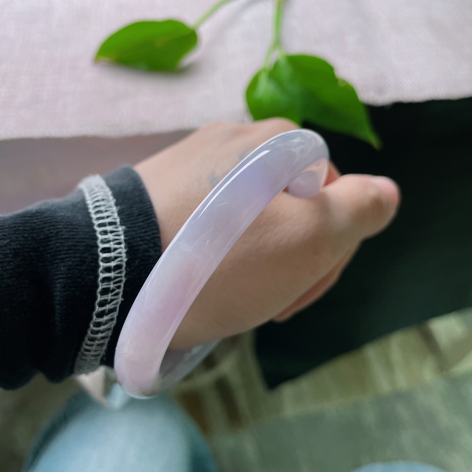 58.2/9.9紫罗兰圆条，见之倾心，温柔倾城。清润淡雅，把浪漫与贵气戴在身上。ss52833a..