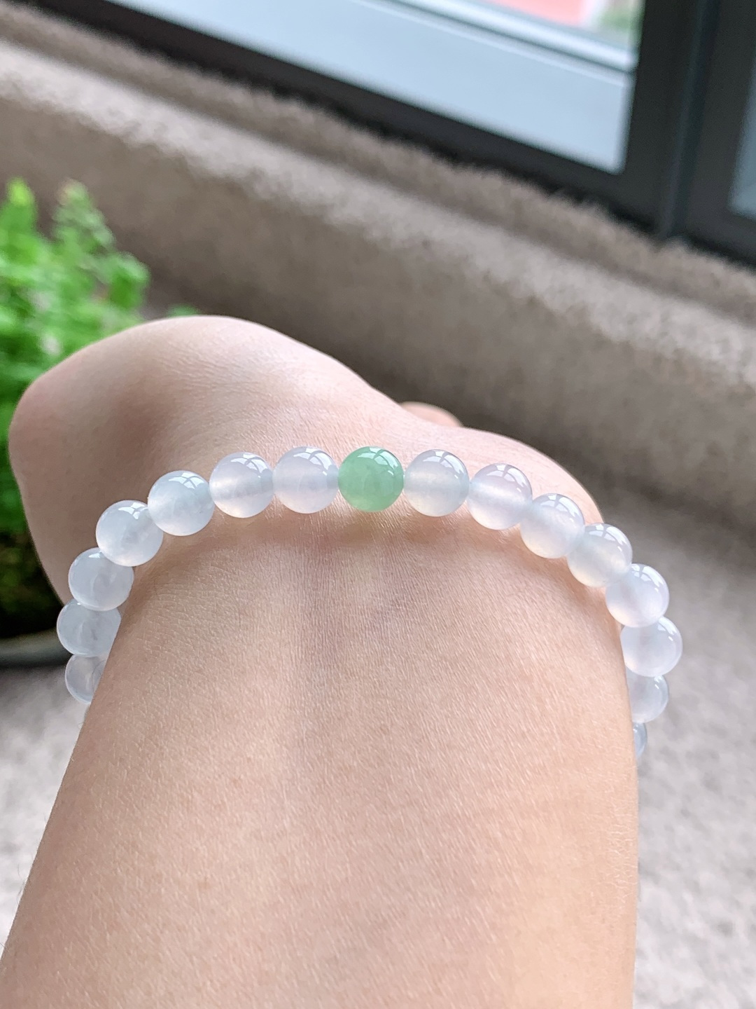 珠子冰双彩手串圆珠子手串 说明 性比高 尺寸6.8mm 重量14.7克 不议
