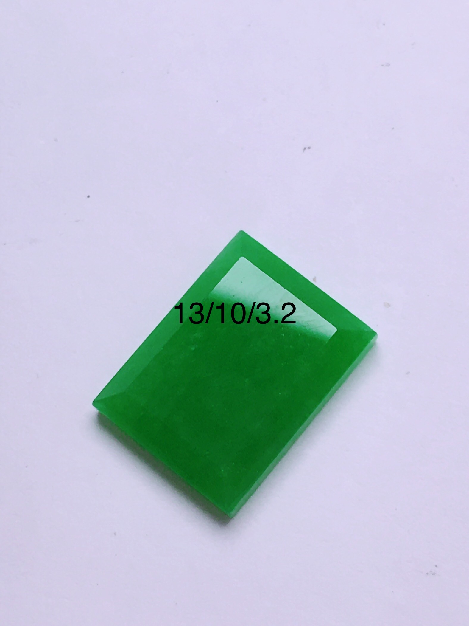 ️绿马鞍牌，晶莹剔透，新颖时尚，无裂，13-10-3.2