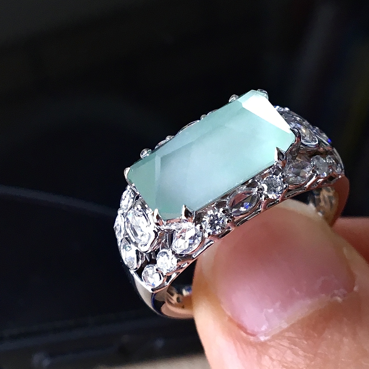 ️缅甸冰种随形马鞍戒指，18k金镶嵌，饱满水润，无裂，裸石尺寸13/6.7/6编码0510好数字