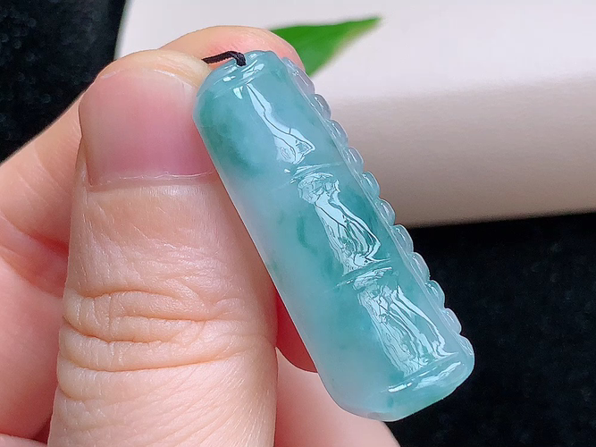 ️ 节节高，无裂，尺寸34.5-13.4-5.8mm，包A附证书
