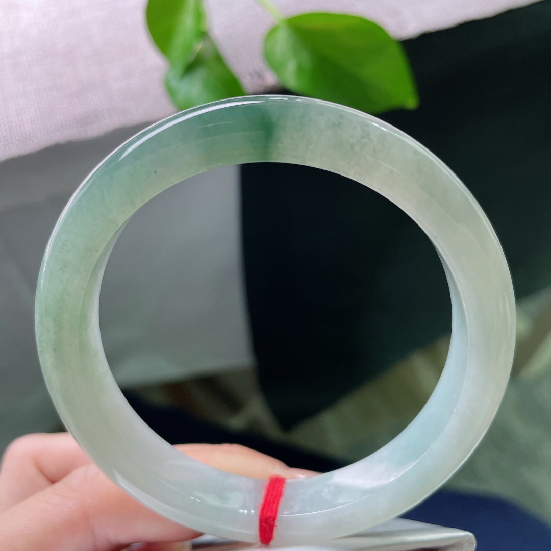 60/11.3/8.2，飘花正圈，水头好，种老，花开富贵，典雅大气，有棉线，ss52219a