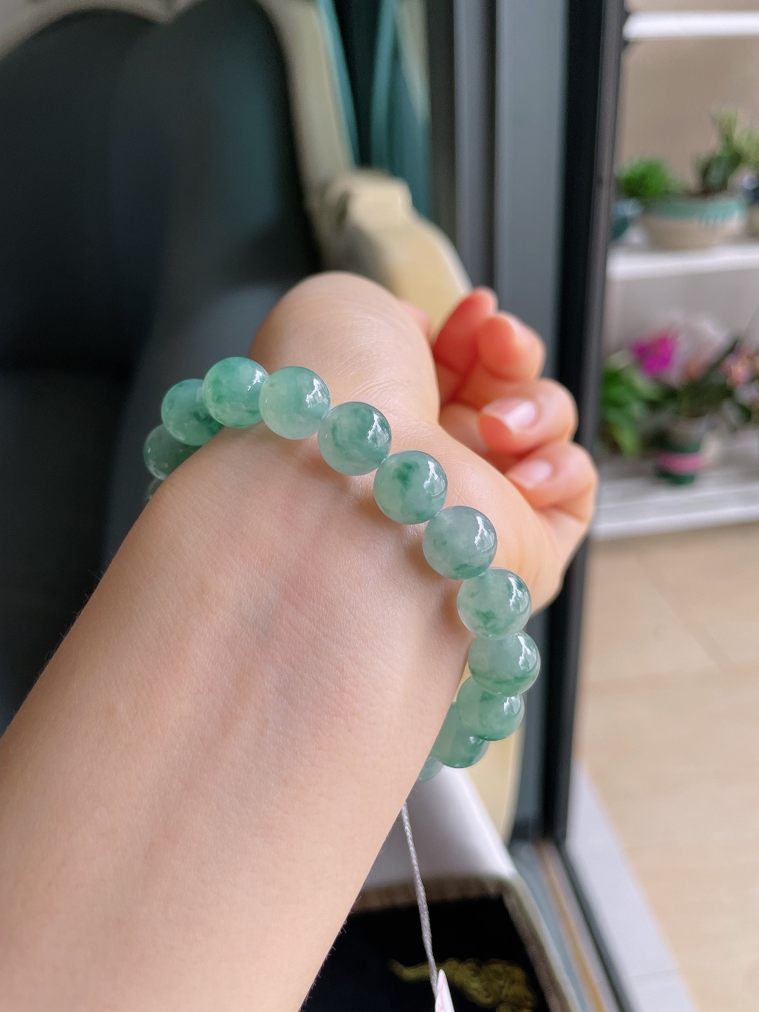 ️，缅甸天然翡翠A货，冰飘花手串，尺寸：10mm。【编4195】