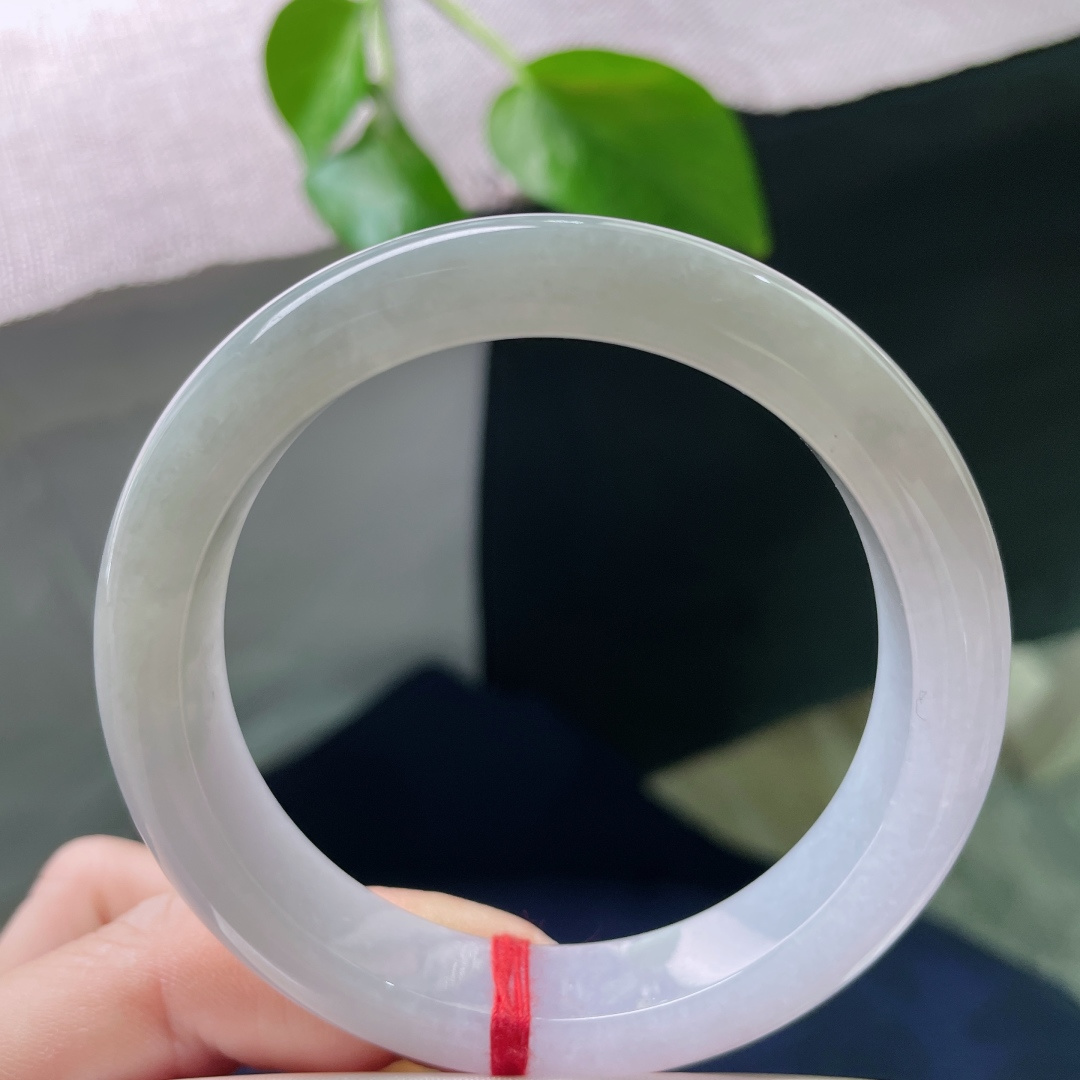 57.5/12.6/8.4，淡紫淡绿正圈，水头好，种老，温柔仙美，一镯两戴，无裂，ss51298a