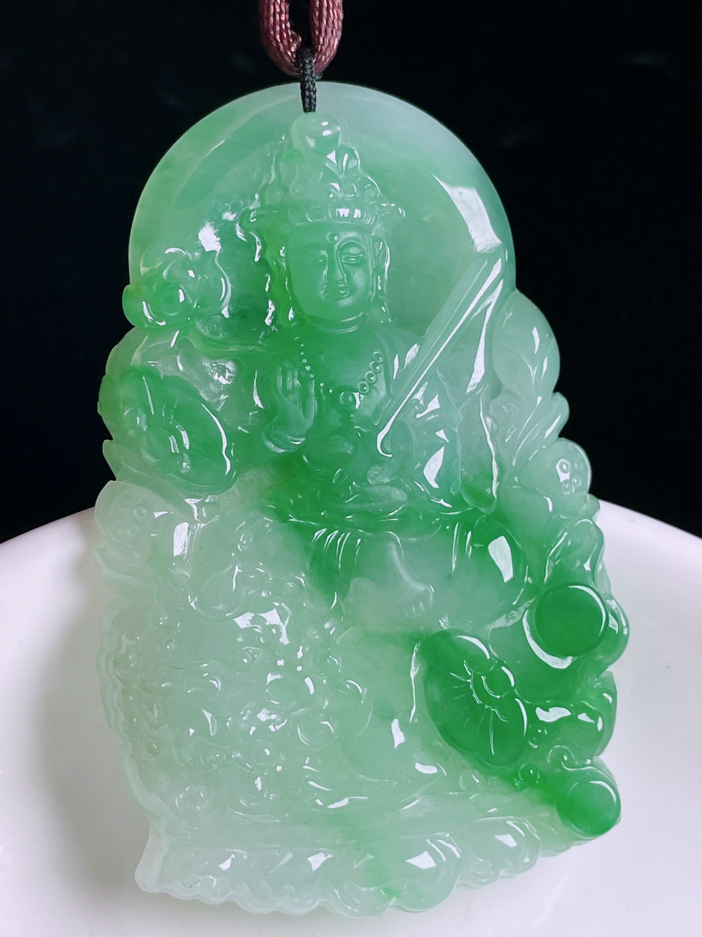 ️飘绿观音，老种起光，细底通透，尺寸：57.4/37/6mm0512