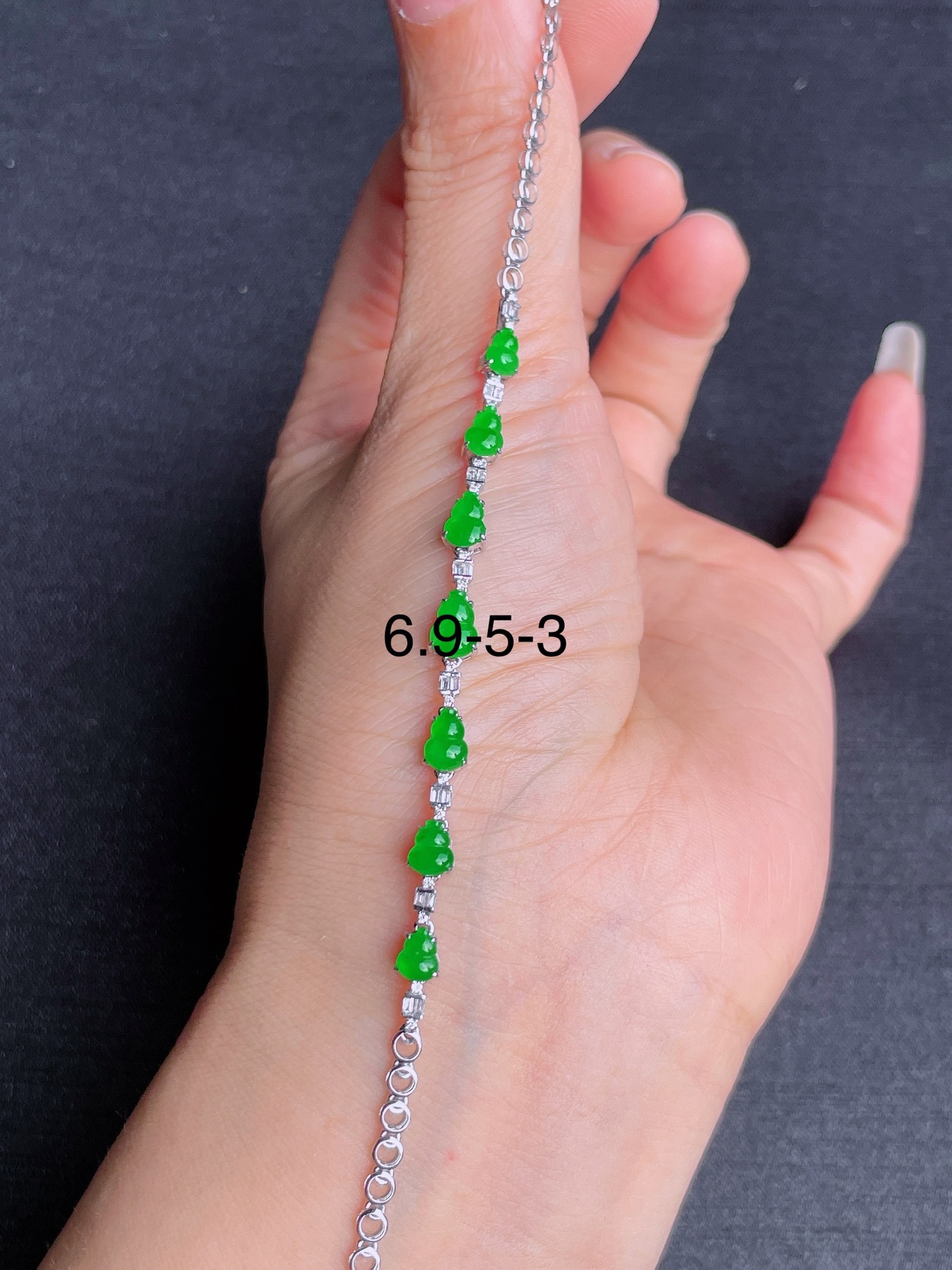 ️超值冰种绿葫芦手链，晶莹剔透，新颖时尚，，6.9-5-3