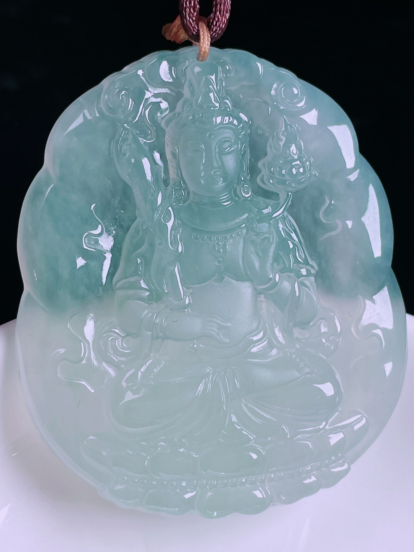 ️冰种观音，老种起光，细底通透，无裂，尺寸：50.3/42.8/6.4mm0512