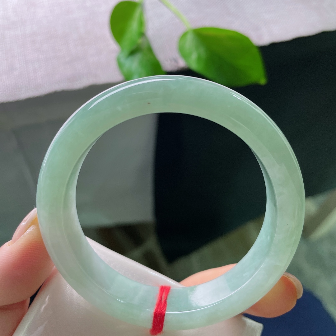 57.3/13.4/8.8，绿底正圈，水头好，种老，半湖烟雨，一顷碧色，人间值得，无裂，ss51443a
