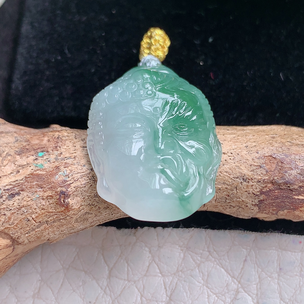 rp实拍20.6*15.6*5.3天然缅甸翡翠冰胶一念之间菩萨玉吊坠 玉挂件
