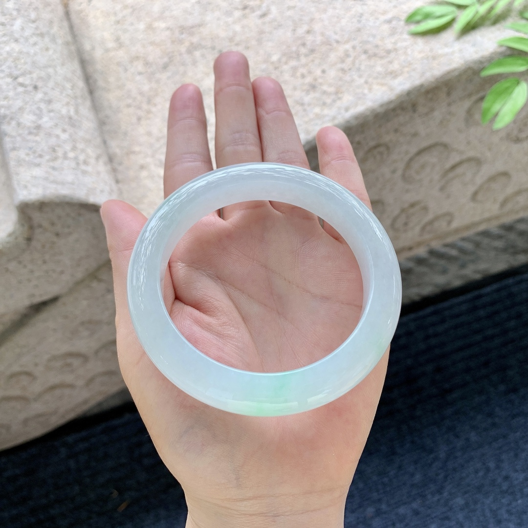 正圈59 60，圈口60.4/12.1/10，编码AD051309，细糯飘绿，水润，种老，细腻，无裂