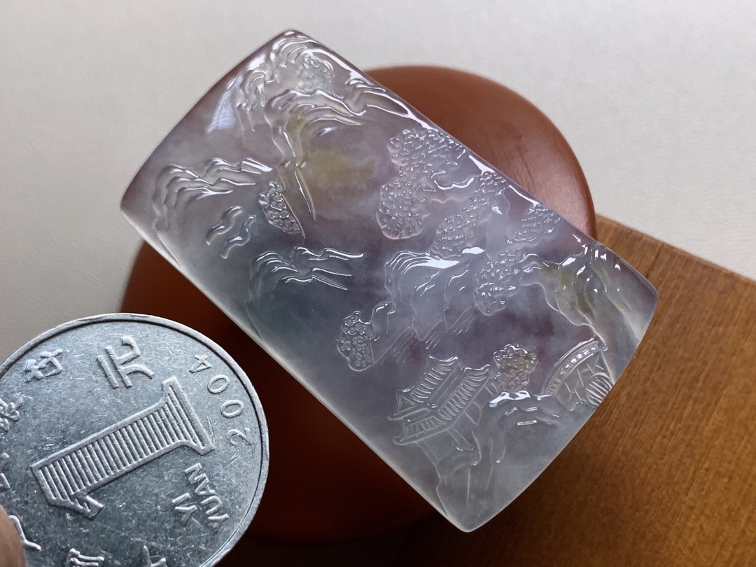 ️ 冰种黄翡山水牌 色泽金黄漂亮，工艺精湛栩栩如生，无裂尺寸46.2*18.3*5.6