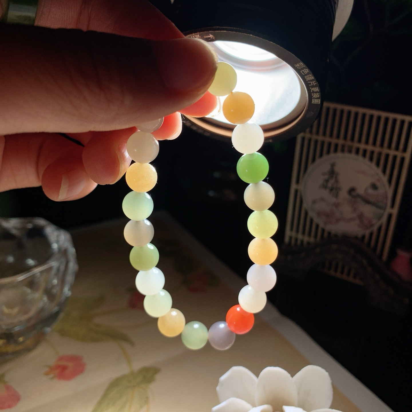 新疆和田玉且末糖多宝圆珠手串 且末糖手串 单颗尺寸8！玉质细腻油润。手推出油。品相大气 lt260511
