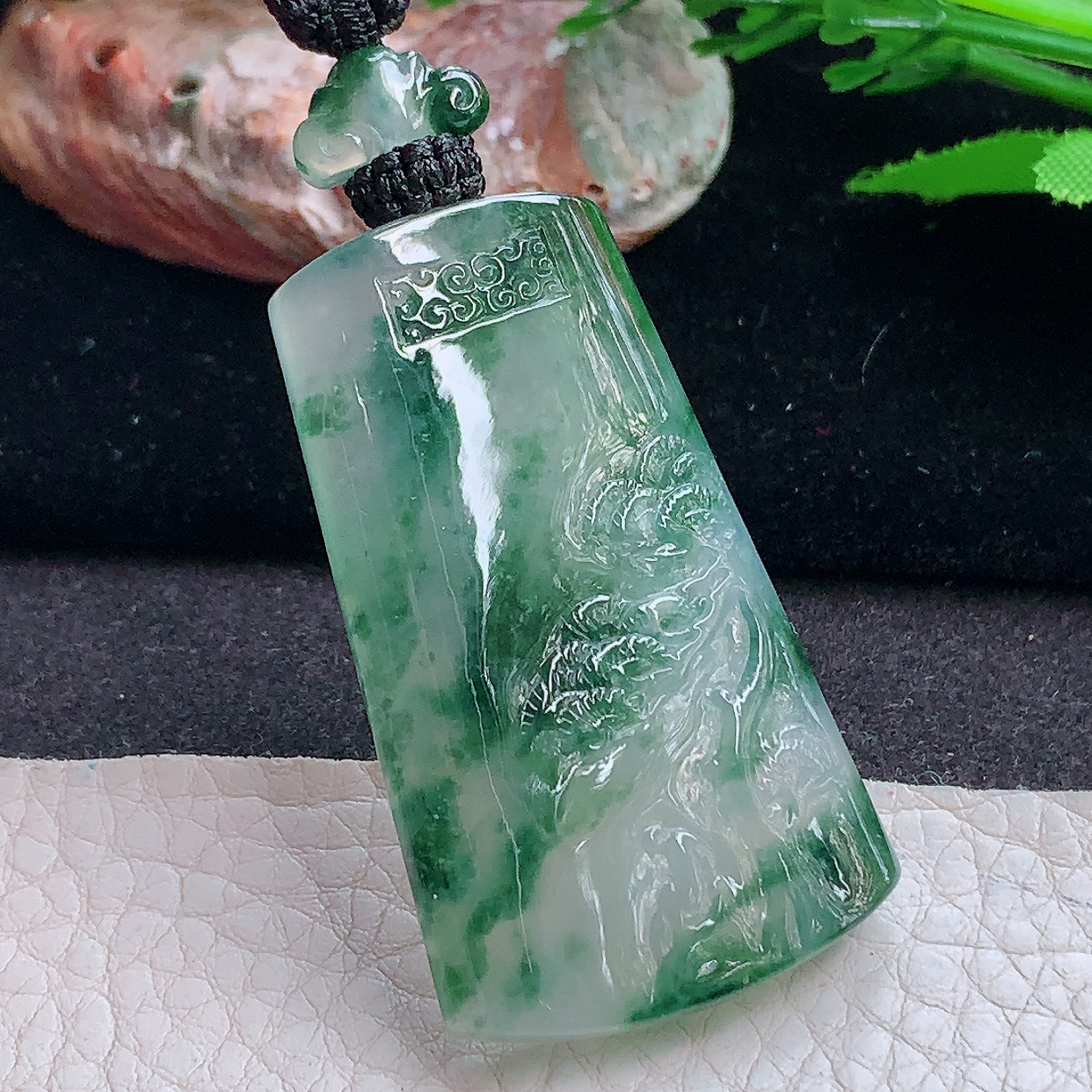 yl实拍49.2*29*5.5缅甸翡翠精雕冰飘花山水 大好河山玉吊坠 玉挂件