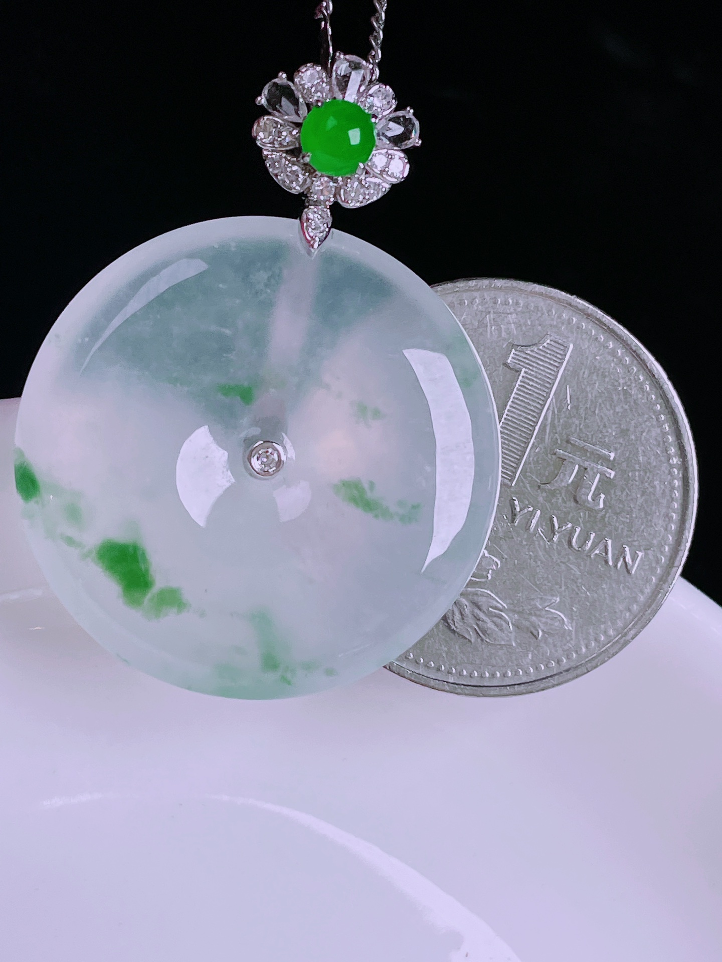 ️冰种平安扣，老种起光，细底通透，尺寸：37/27.7/5mm0512