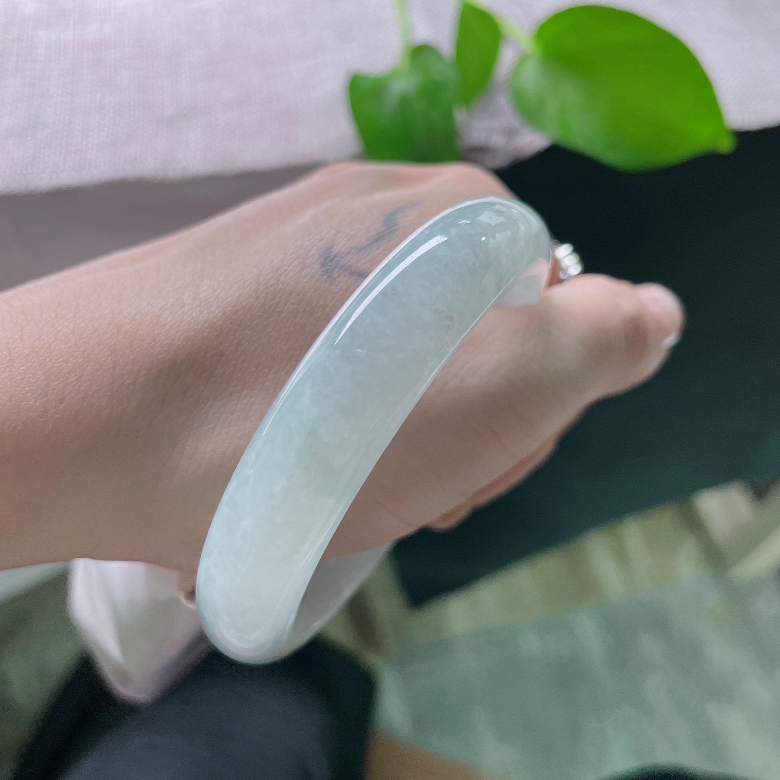 57.3/12.5/7.5紫罗兰正圈，水润细腻，种水十足，婉间温柔，ss52099a..