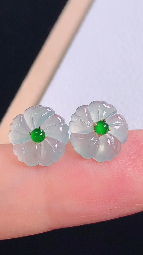 ️18K冰种花朵耳钉，无裂，尺寸:9.2-2.1mm 7