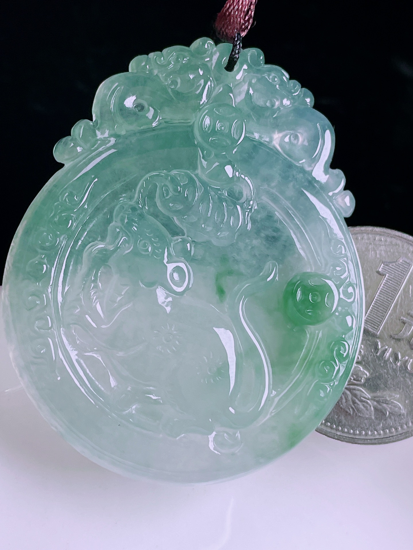 ️冰种鼠牌，老种起光，细底通透，尺寸：44.2/34.8/6mm0512