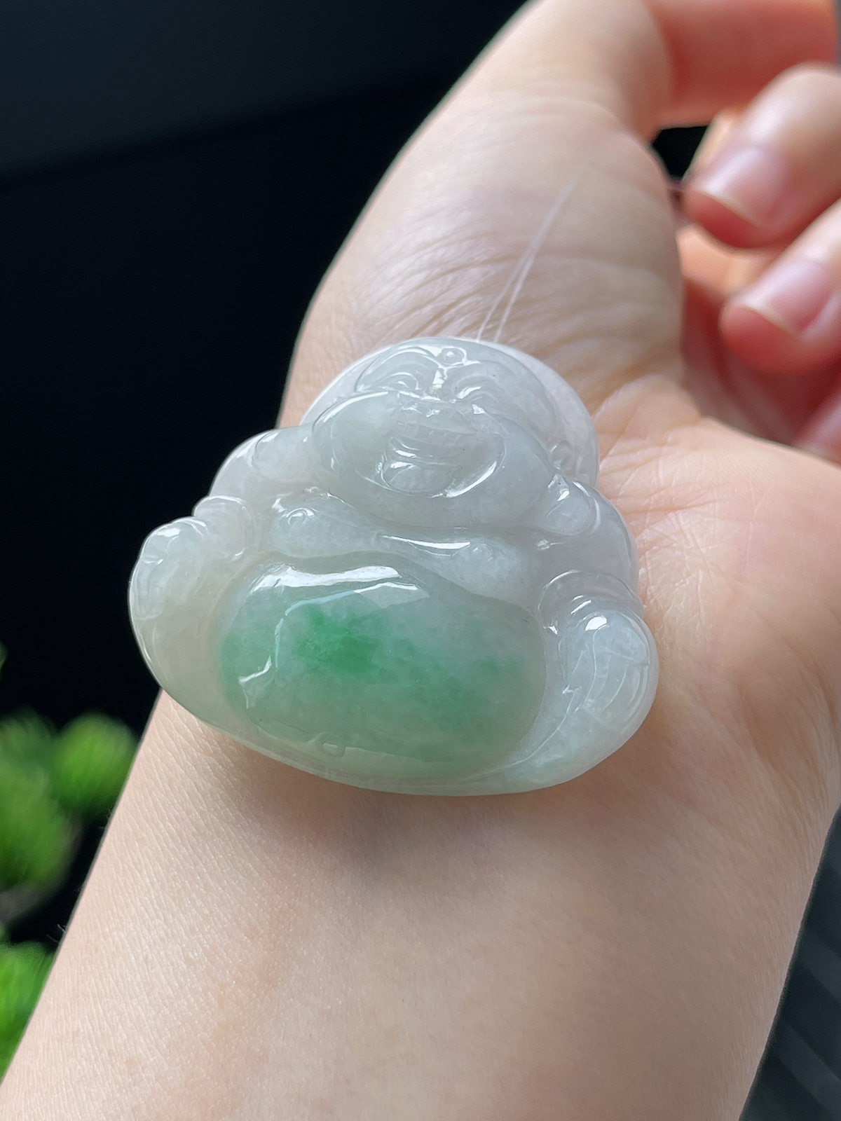 翡翠糯化种飘绿吊坠
