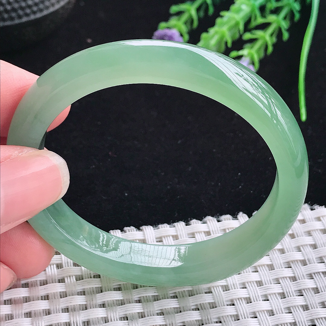 实拍a货翡翠51/44.5/10.6/7.7小圈口平安镯老坑冰果冻冰晴满绿贵妃手镯玉手镯