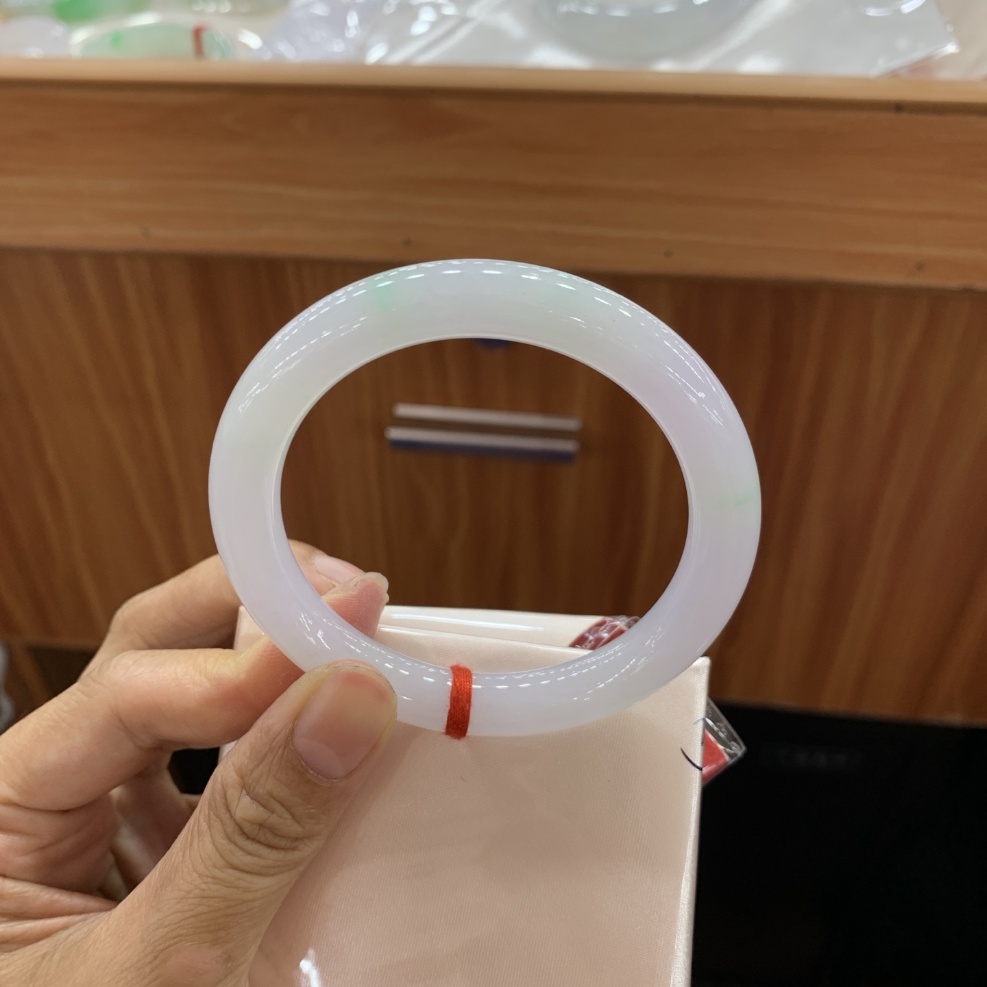 051220GX 春彩圆条翡翠手镯 55.7-9.5-9.3