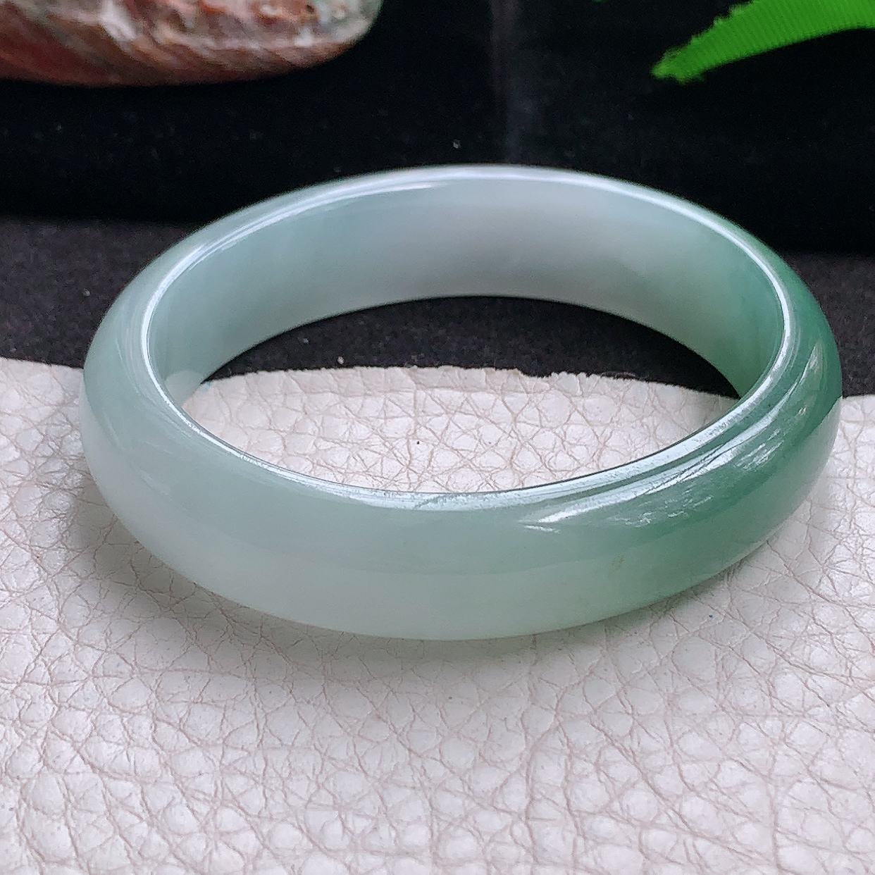 yh小圈口53.2*45.6*12.5*6.6贵妃招财镯 缅甸翡翠a货玉手镯半山水蛋形玉手环