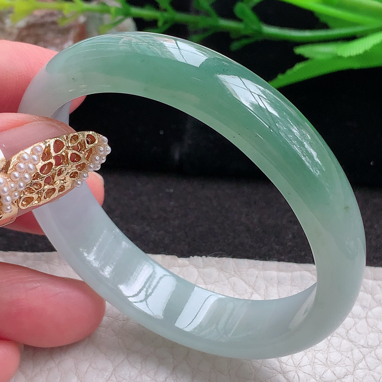yh小圈口53.2*45.6*12.5*6.6贵妃招财镯 缅甸翡翠a货玉手镯半山水蛋形玉手环