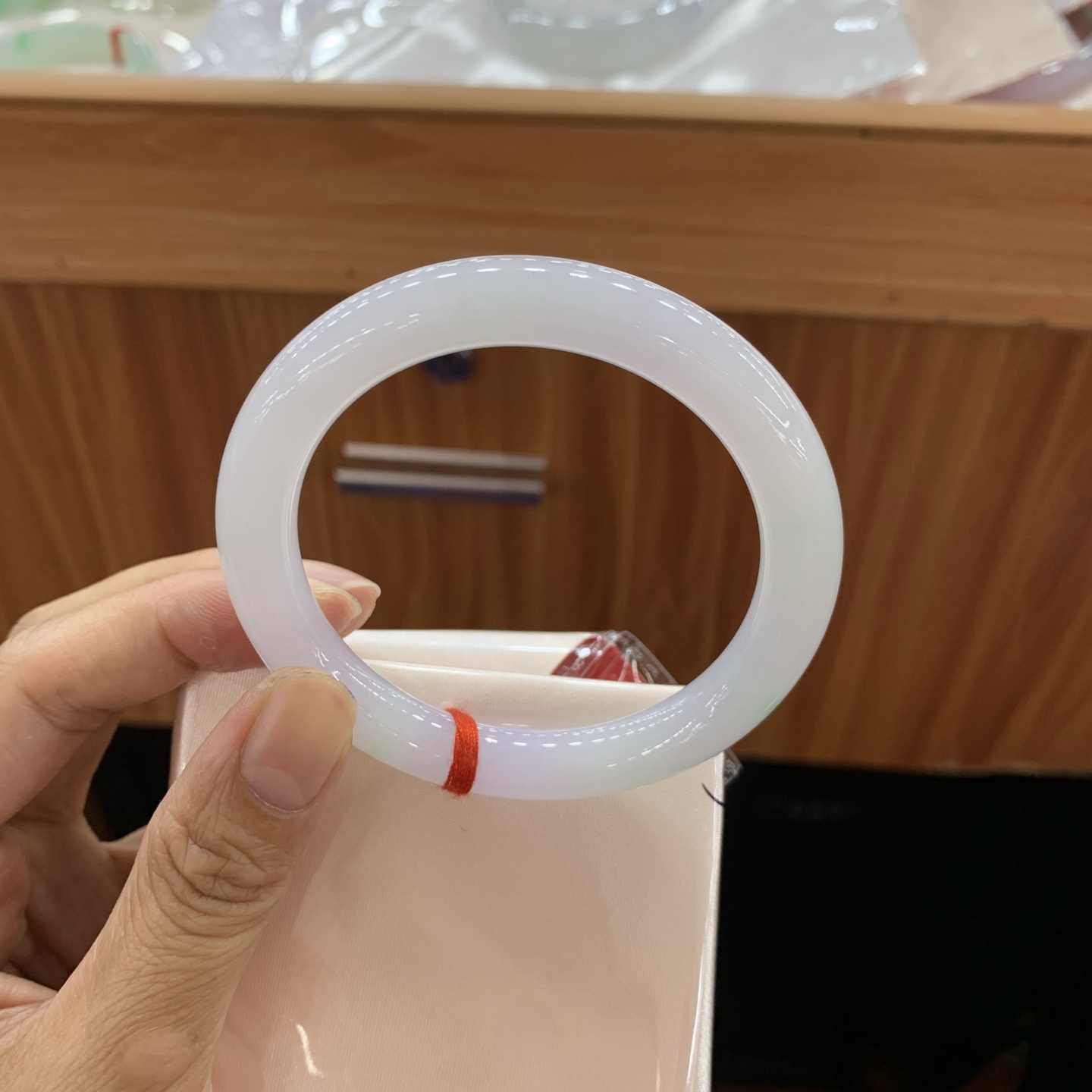 051220GX 春彩圆条翡翠手镯 55.7-9.5-9.3