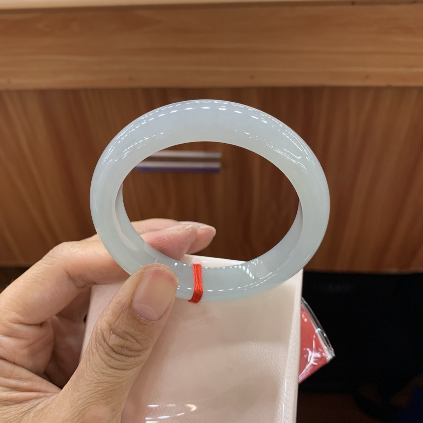 051212MMJ 冰底色正圈翡翠手镯 53.2-12.6-8.3