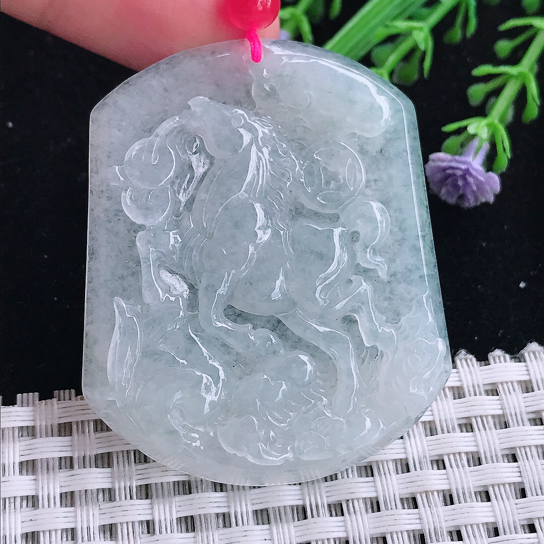 实拍A货翡翠50/41.5/5.7老坑冰透起胶马上有钱马牌吊坠翡翠玉牌挂件