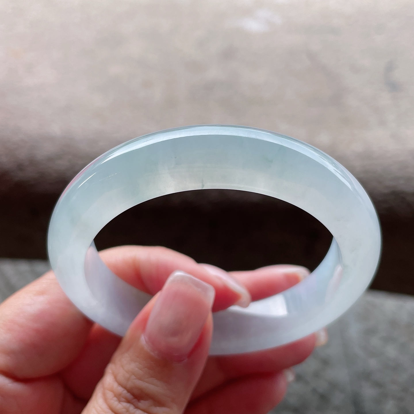 手镯正圈51 52 圈口51-11.3-8 编码0513XA17 冰种飘花，小圈口，晶莹剔透，水润，种老，棉根