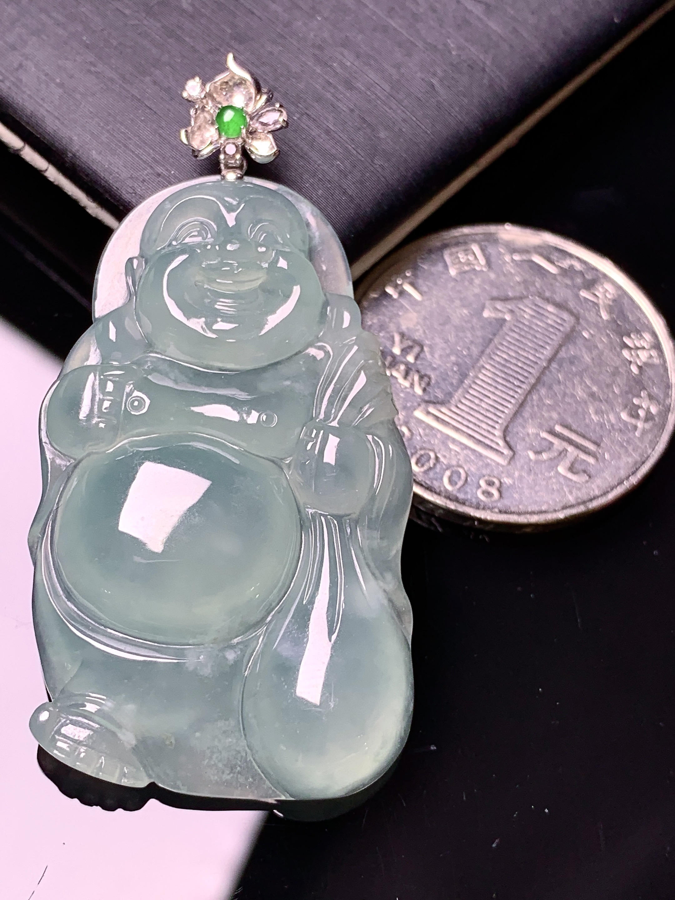 18k金镶嵌冰种佛公吊坠 玉质细腻 色泽艳丽清新 水润亮眼 整体尺寸48*24.5*5.8 c1