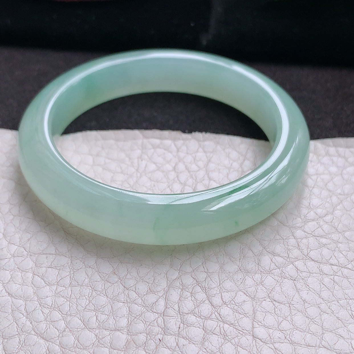 yk小圈口51.5*10.5*8平安镯 缅甸翡翠a货玉手镯冰绿飘花正圈珠宝玉手环